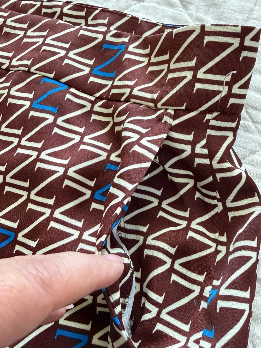 Zara Woman NWT Geometric Print Straight Leg Pants Burgundy Blue Size L